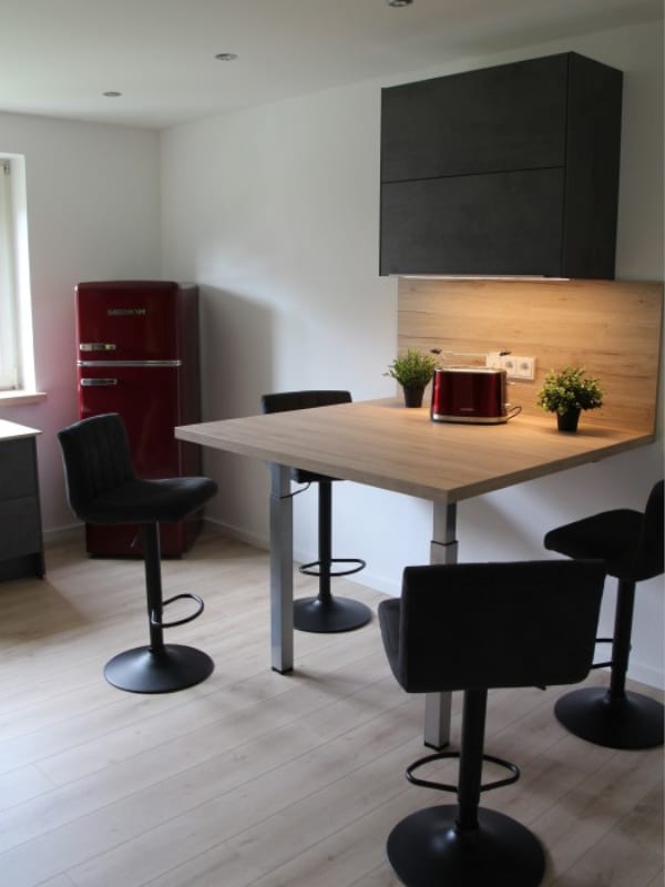 Sitzgelegenheit in der Küche des Appartements Hannes