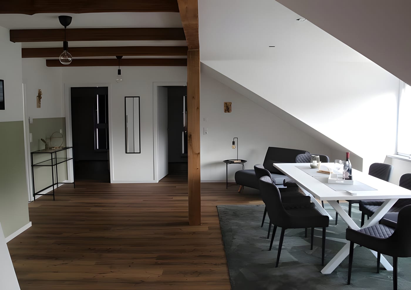 Appartement Jenny — offene Wohnküche mit Panoramafenster